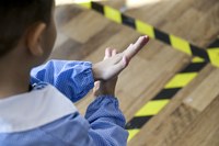 Borse di studio agli orfani di crimini domestici e violenza di genere