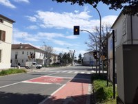 Semaforo lampeggiante tra le vie Trento, Trieste, Molinaccio e Vecchia Godo